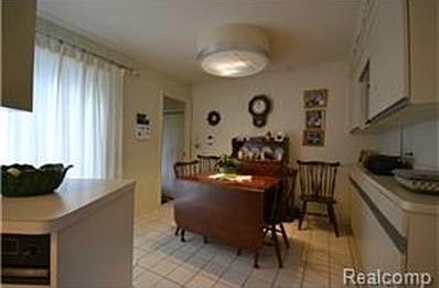 5th image of 5564 N Adams Way #1