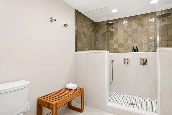 41641 Belvidere St — Photo 86