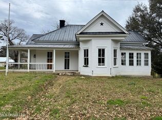 103 S 3rd St, Wiggins, MS 39577