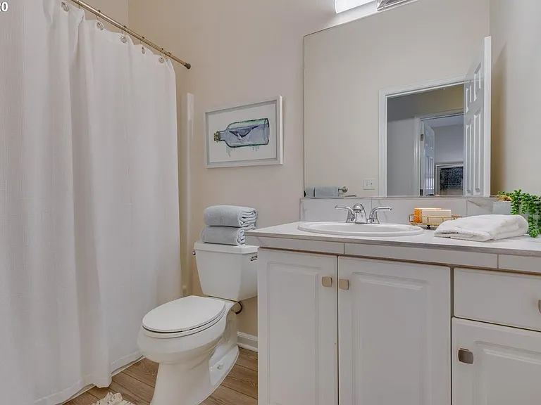 15059 NW Elaina Ct — Photo 18