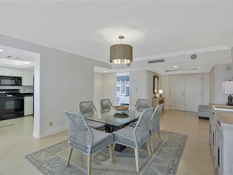 4451 Gulf Shore Blvd N #1205 — Photo 17