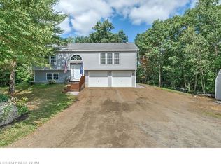 98 Hillcrest Drive Ext, Chelsea, ME 04330