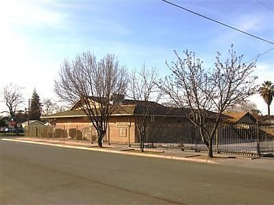2nd image of 3319 E Thomas Ave