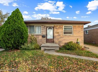 23860 Winifred Ave, Warren, MI 48091