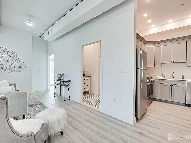 21 Station Pl — Photo 29