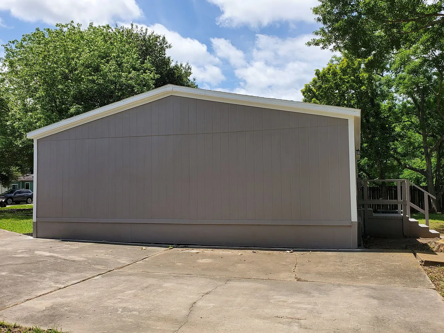 Spacious 3 Bedroom House For Lease In Brookshire — Photo 4