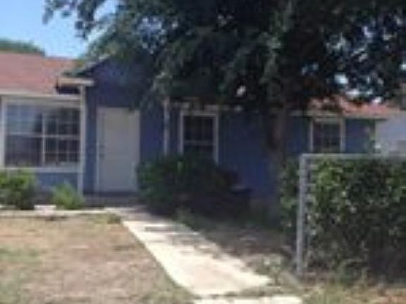 2nd image of 307 Alicia Ave