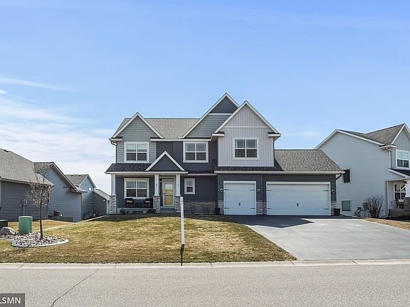 3rd image of 2062 Red Oak Ln