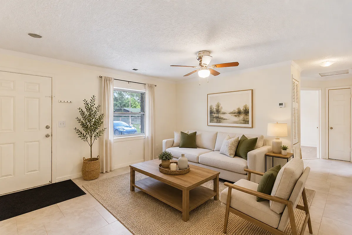 3 bed, 2.0 bath, 1280 sqft, $1,700 — Photo 2