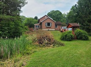 271 Henderson Station Rd, Stoneboro, PA 16153