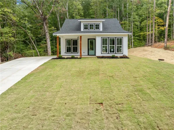 920 Canterbury Way, Westminster, SC 29693