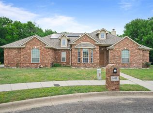 1620 Linda Dr, Sherman, TX 75090