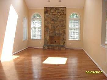 5th image of 12751 Alder Woods Dr