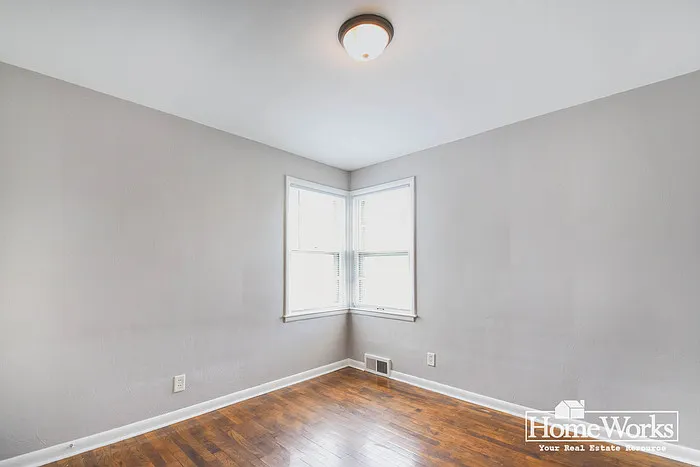 340 S Brook Ave — Photo 9