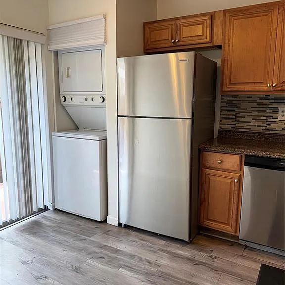 834 Banks Rd — Photo 5
