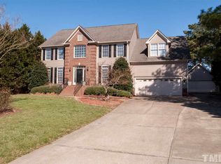 5821 Lunenburg Dr, Raleigh, NC 27603