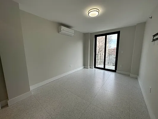 Rented by Marquis Real Estate Services | media 7