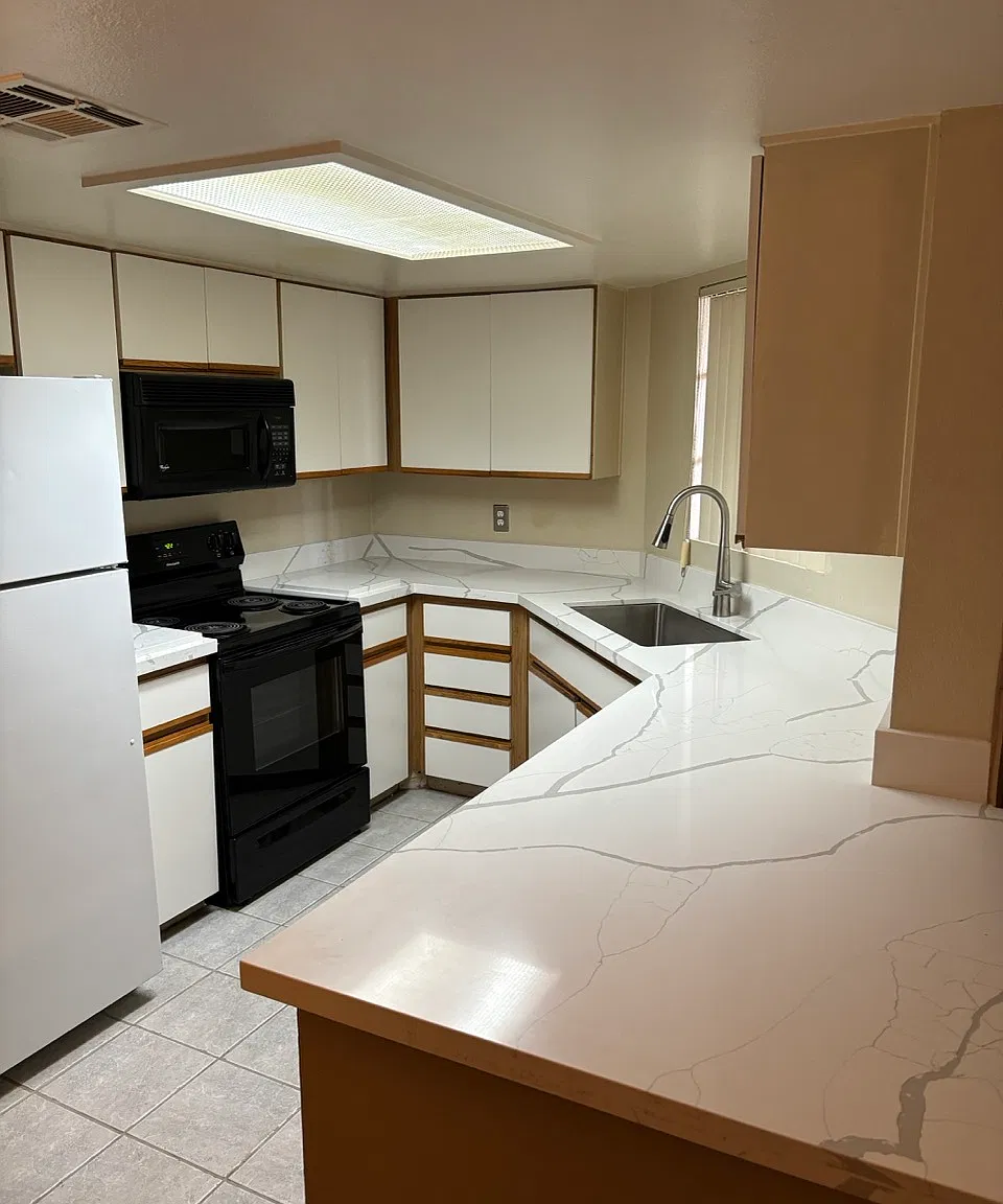 2 bed, 1100 sqft, $1,995 — Photo 3