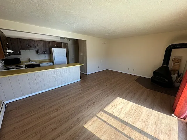 1 bed, 700 sqft, $1,800 — Photo 2