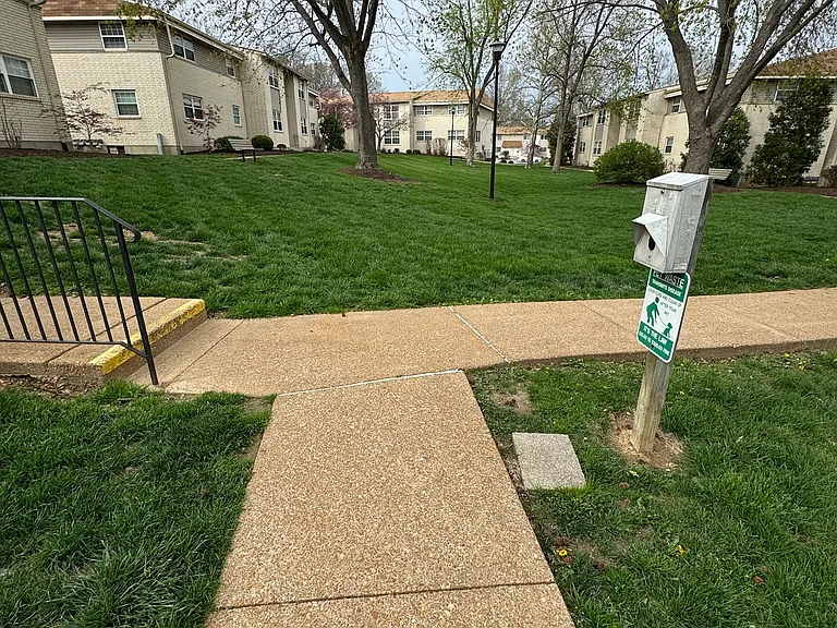 149 Cumberland Park Ct #F — Photo 2