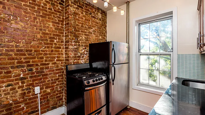 Rented by Nooklyn NYC LLC | media 28