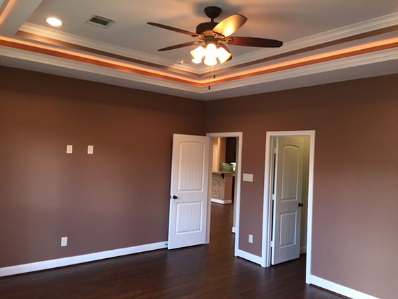 5th image of 1118 Downing Cir