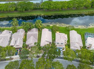 4298 Mahogany Ridge Dr, Weston, FL 33331