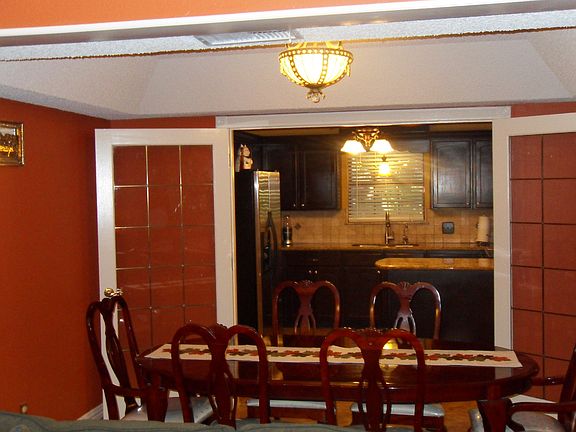 DINNING ROOM