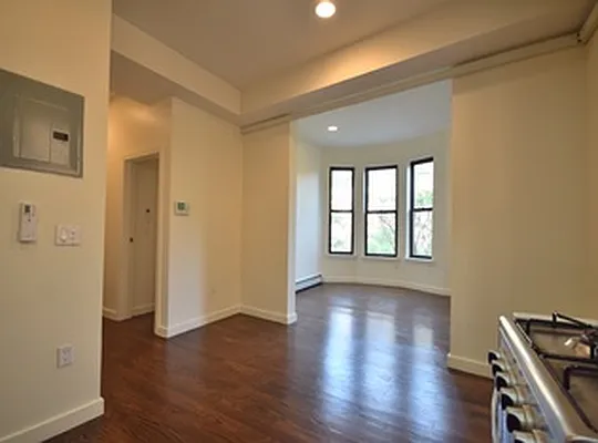 Rented by Urban Ambiance | media 14