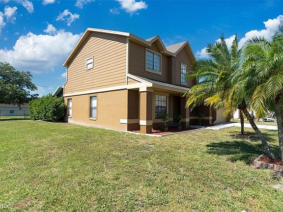 3rd image of 301 Blue Bayou Dr