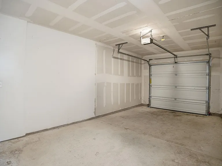 12213 Rising Moon Ln — Photo 17