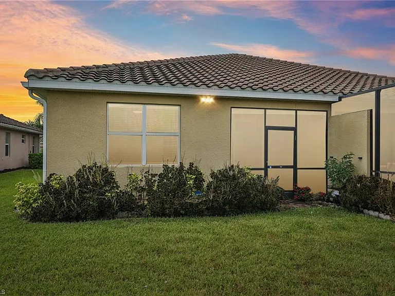 1751 Alameda Dr — Photo 18