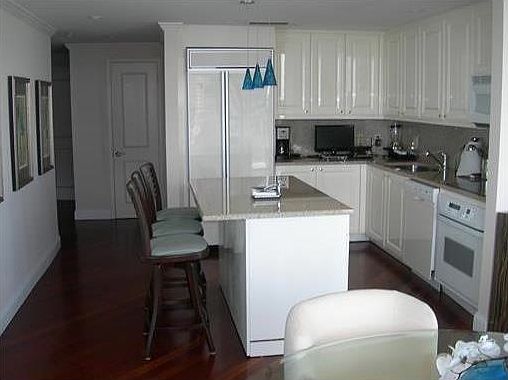 4th image of 3400 SW 27th Ave APT 803