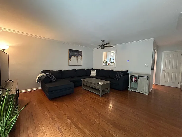 5059 E Woodmill Dr — Photo 8