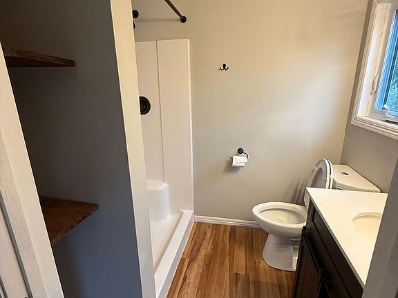 3rd image of 4383 Porter Hollow Dr NE