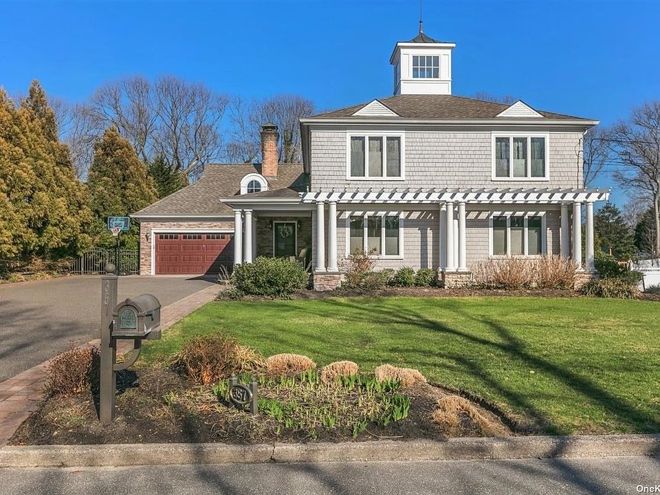 357 Ridgefield Road, Hauppauge, NY 11788 Zillow