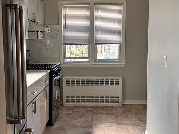 4th image of 62-61 80th St Floor 2