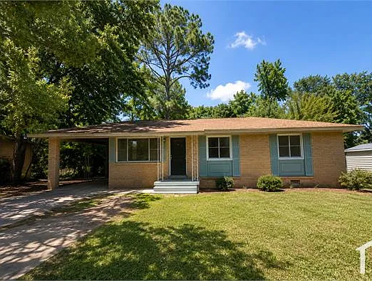 2083 Fernwood Cir — Photo 1