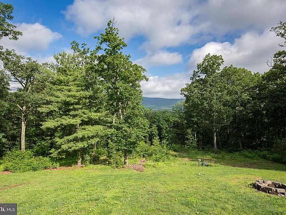 4th image of 970 Deer Run Dr
