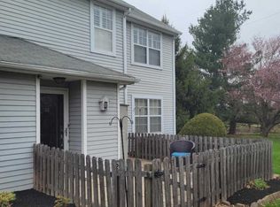 22 Everett Dr #141, Newtown, PA 18940