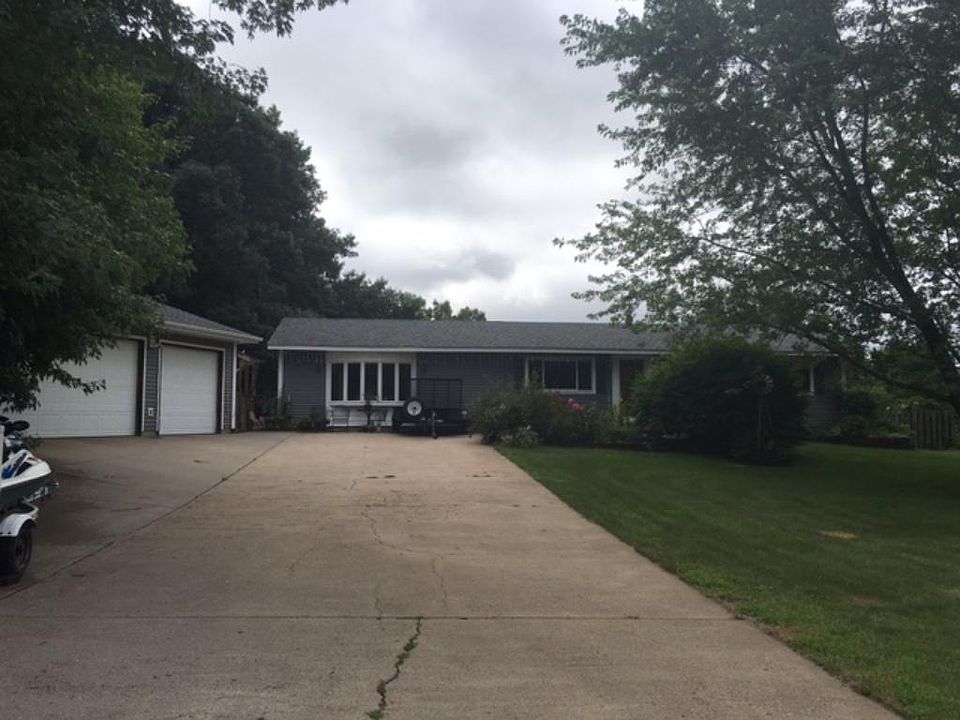 1st image of 1548 170th Ln NE