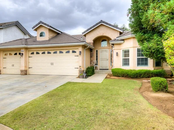 2853 N McKelvey Ave, Fresno, CA 93727