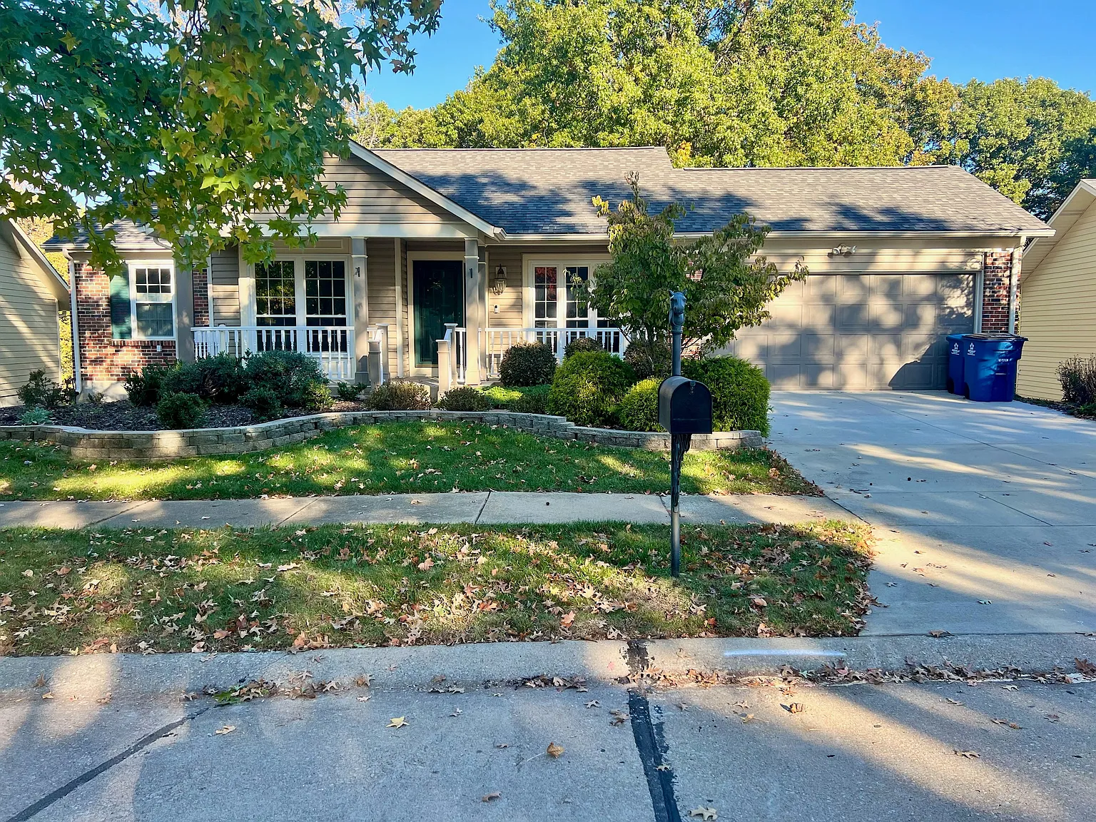 16553 Branchwood Dr photo 1