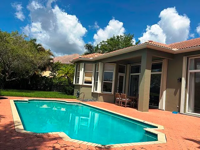 8387 Ironhorse Ct — Photo 22