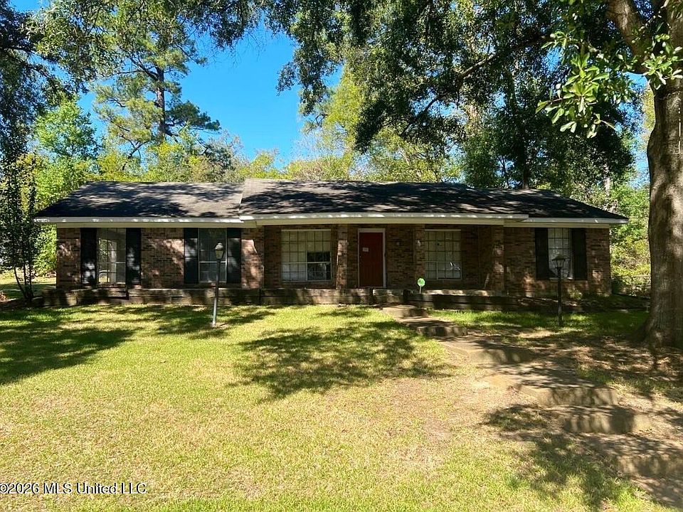 1st image of 946 N Valley Falls Rd