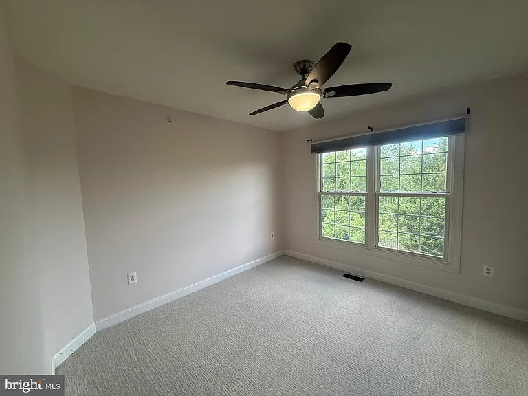 714 Marcus Cir — Photo 38