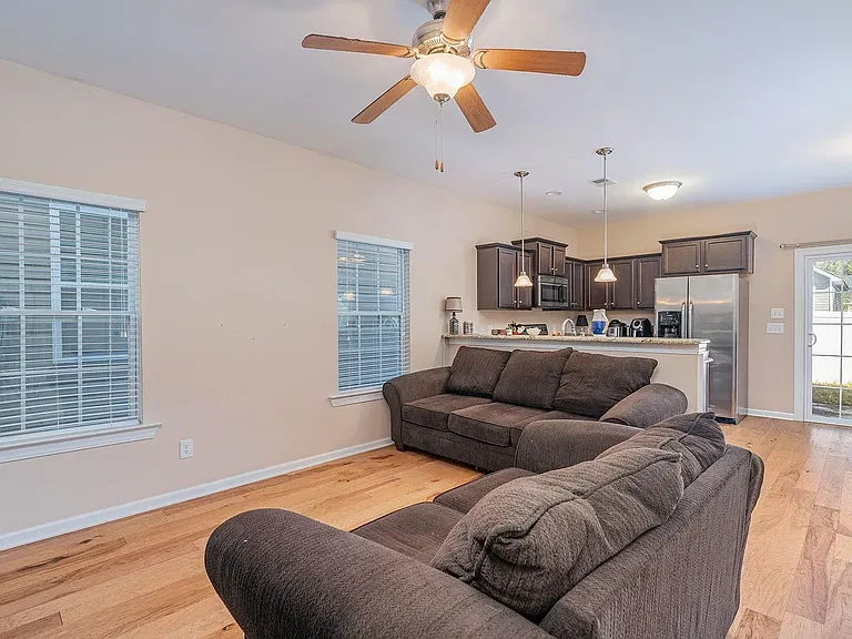 104 Saluda Springs Ct — Photo 7