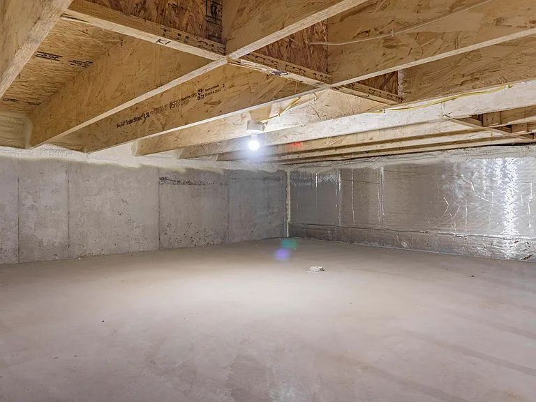 1430 Nutmeg Cir — Photo 46