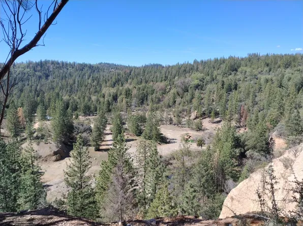 28090 Big Dipper Rd, Foresthill, CA 95631