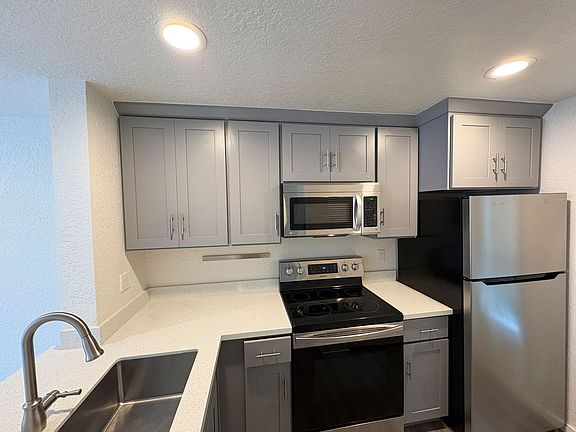2nd image of 10324 NE 186th St APT 3